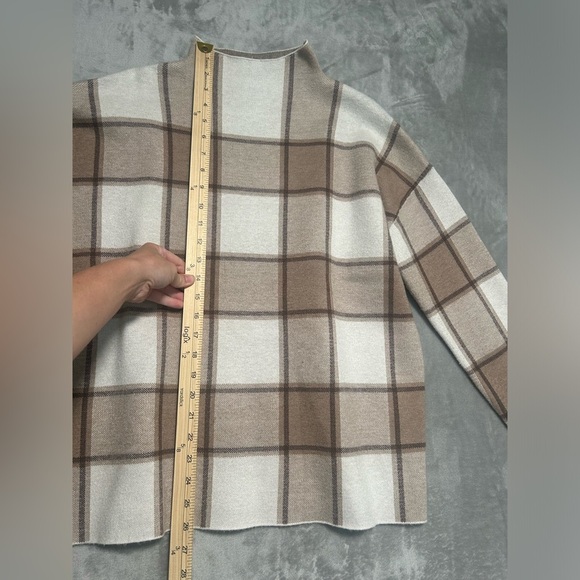 Tahari Mock Neck Sweater Women’s Large Plaid Brown Beige Long Sleeve - Picture 6 of 6